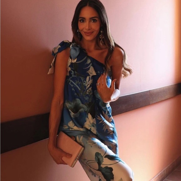 NWT ZARA Blue Floral One-Shoulder Wide Leg Jumpsuit XS - Picture 3 of 16